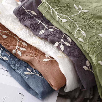 Laurienne™ | Blusa bordada con botones